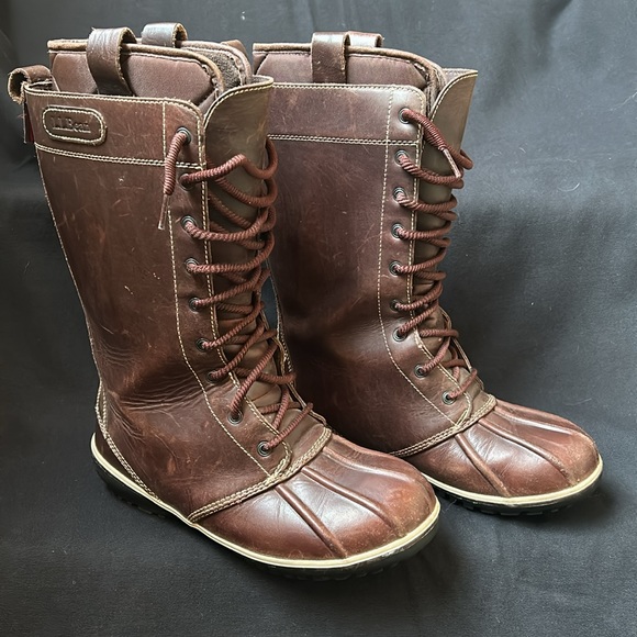 Women's L. L. Bean Bar Harbor 12" Tall All Weather Boots TEK 2.5 Size 7 - Picture 2 of 14